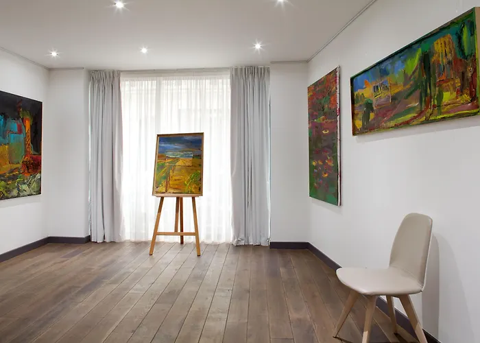 Serotel Suites Opera